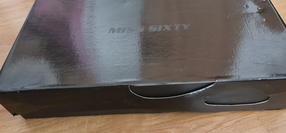 MISS SIXTY -Като нови