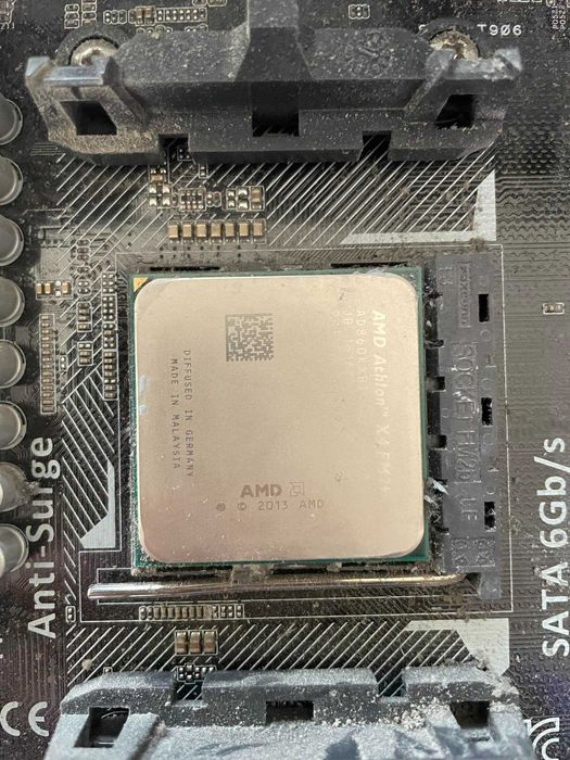 Дъно + Процесор - Asus A68HM-PLUS + AMD Athlon X$ 860k Black edition