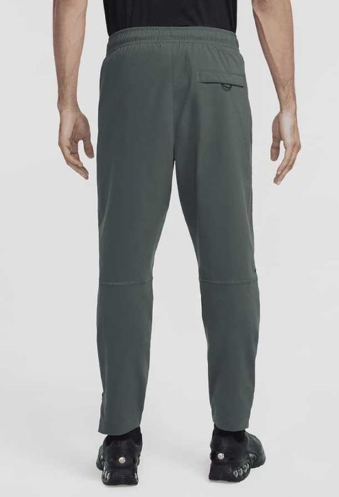 Nike tech woven pants size XL