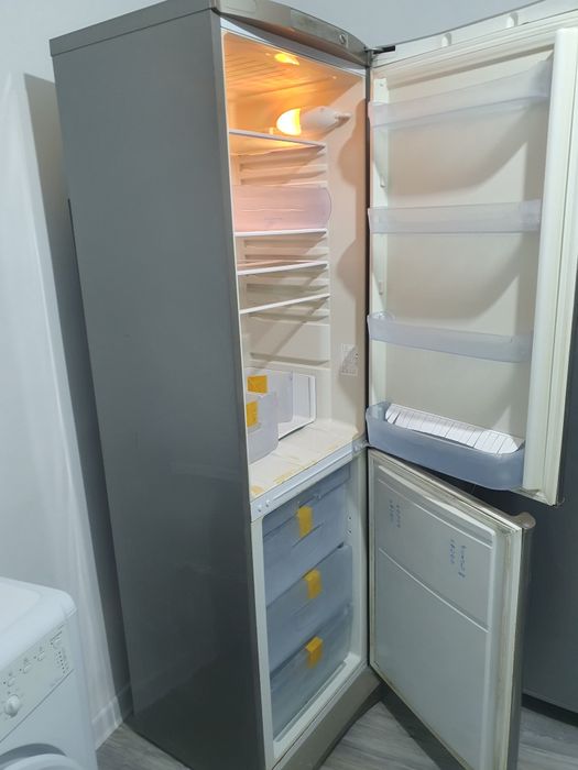 Продаётся холодильник