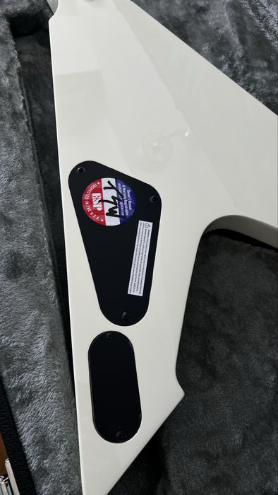 Электрогитара ESP Ltd Vulture James Hetfield signature