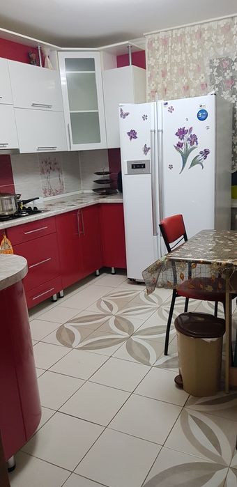 Продам 5-12. 2 этаж.