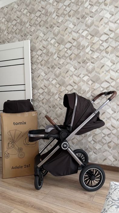 Продам детскую коляску Tomix Adele 2в1