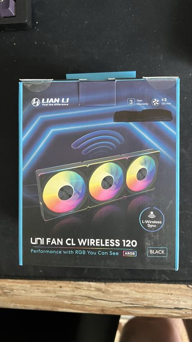 Set 3 ventilatoare Lian Li CL Wireless