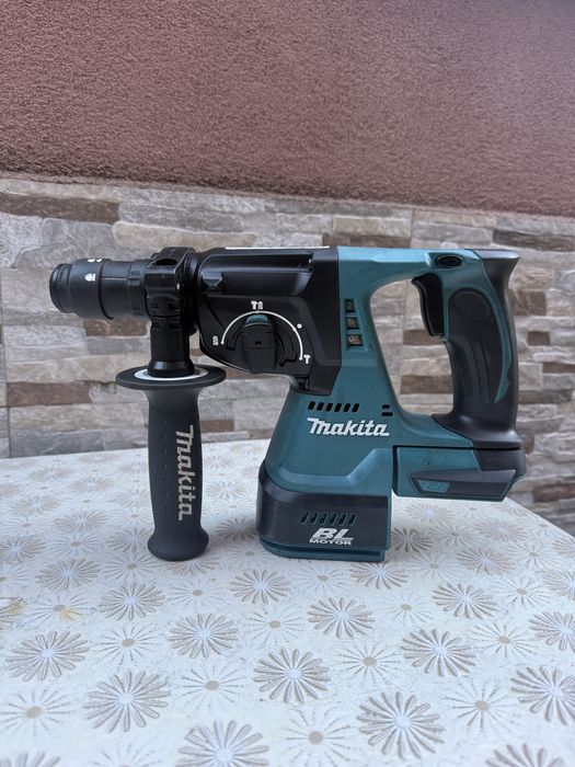 Акумулаторен безчетков перфоратор Makita DHR243Z