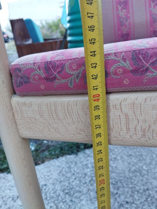 Дървени столове А136