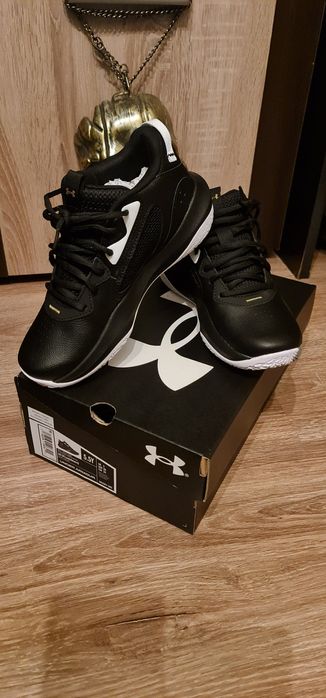 Vand adidași Under Armour 38nr