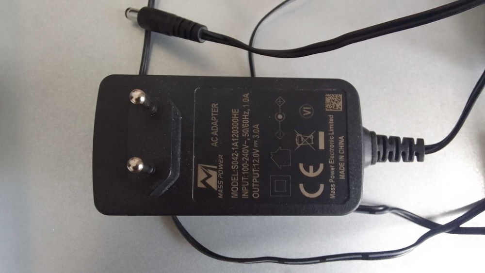 Адаптеры питания.