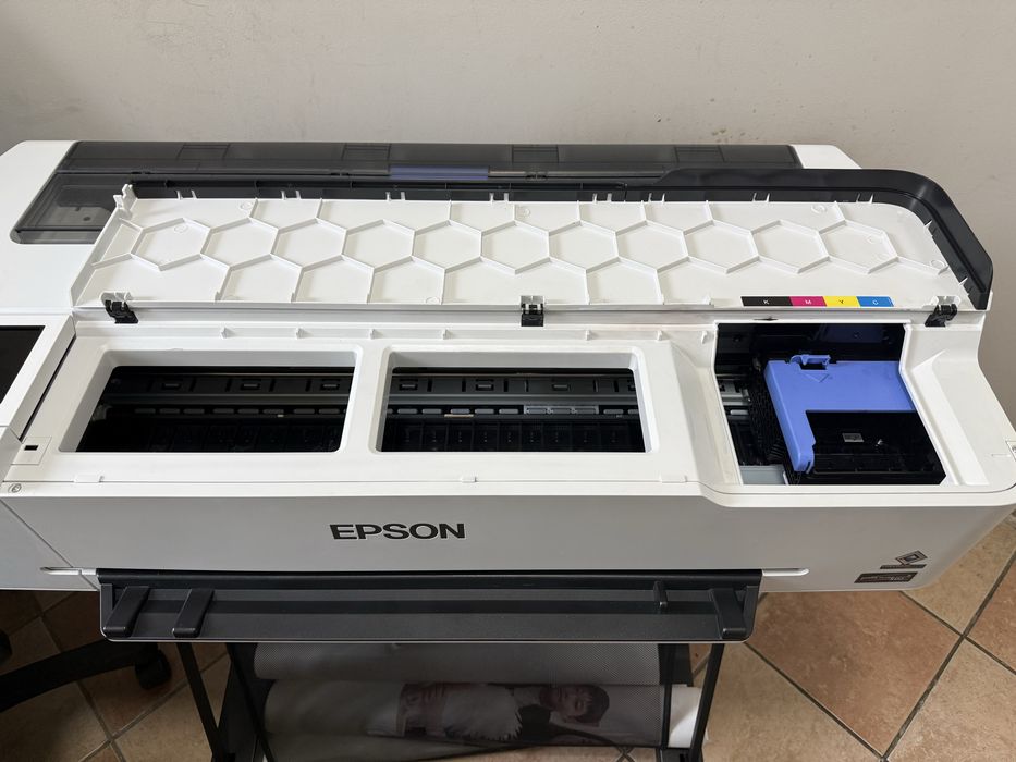Продам принтер плоттер epson surecolor sc-t3100