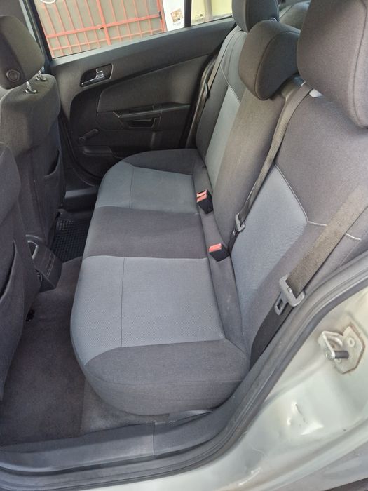 Opel Astra 1,6 automat Easytronic