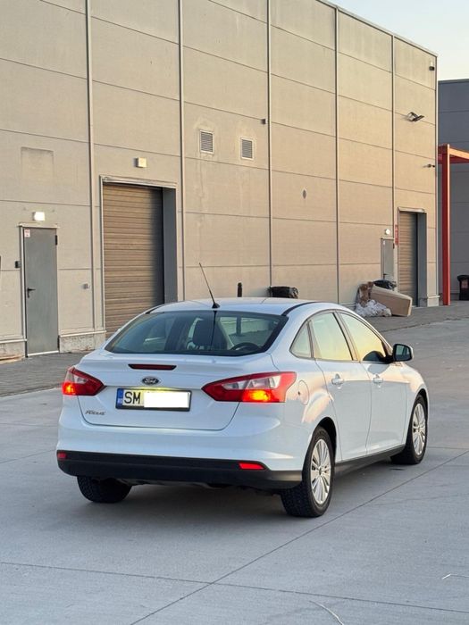 FORD Focus 2012 — imagine 5