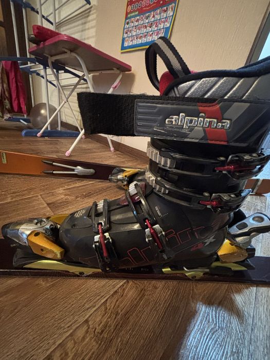 Лыжи с ботинками