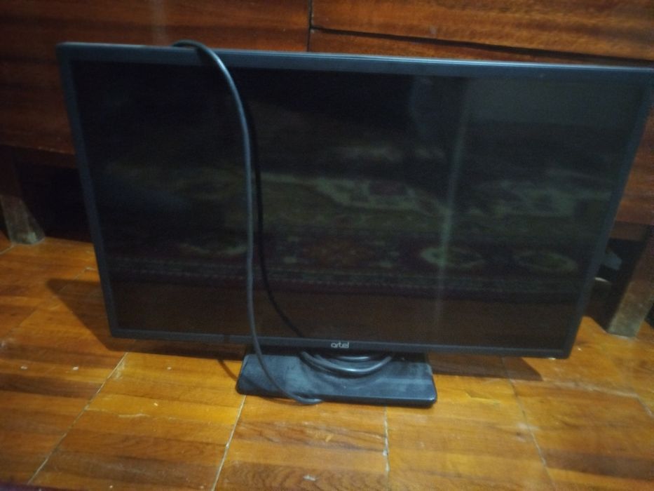 Продам телевизор артел 24 диоганаль