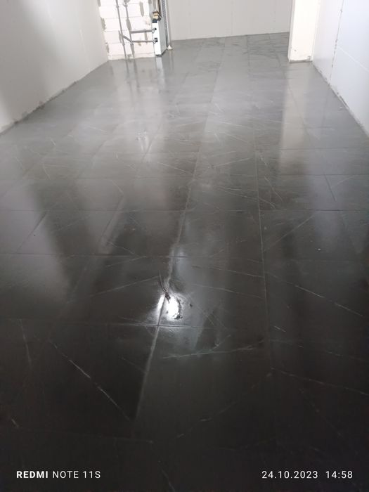 Кафельщик  келишилган нархда