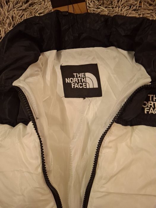 Geacă North Face albă