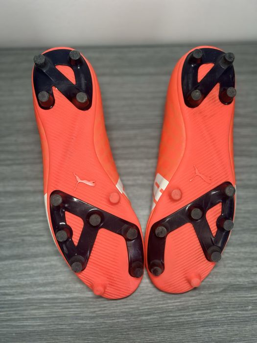 Adidasi puma, pentru fotbal