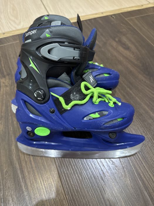 Продам Коньки детские