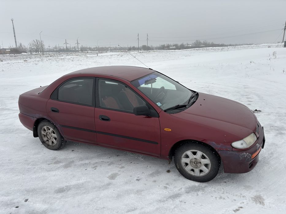 мазда 323 ba владеет женщина