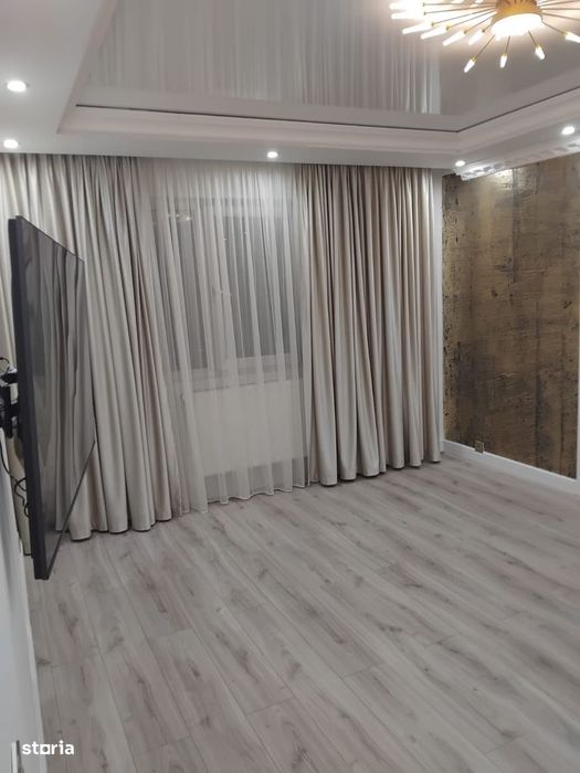 39527  Apartament 3 camere Tomis Nord