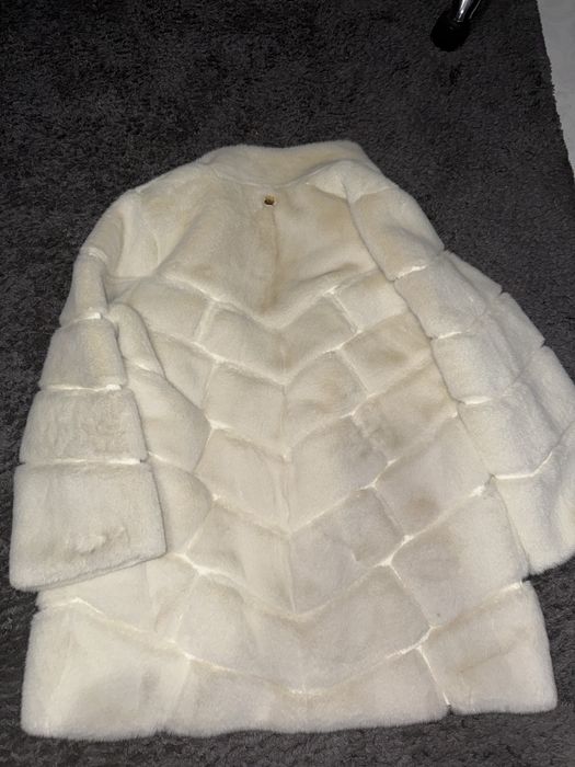 Палто от пух на марката BSB