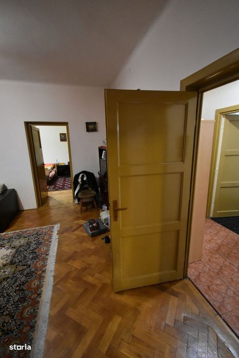 Apartament deosebit cu 3 camere in vila, zona strazii Avram Iancu