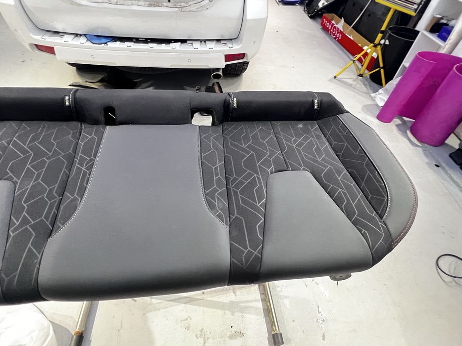 задний ряд на Geely Galaxy Citiray