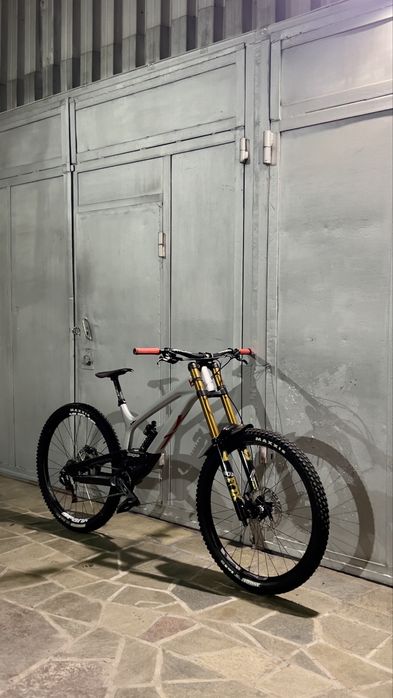 YT TUES pro race 2022