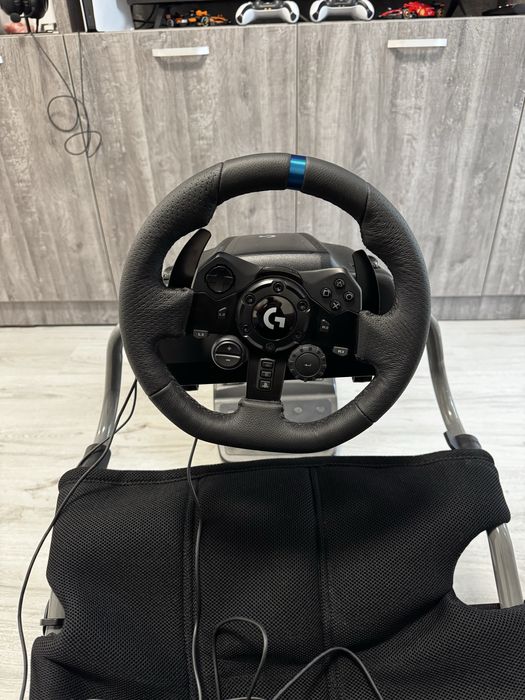 Volan logitech g923 + scaun cockpit playseat challenge x