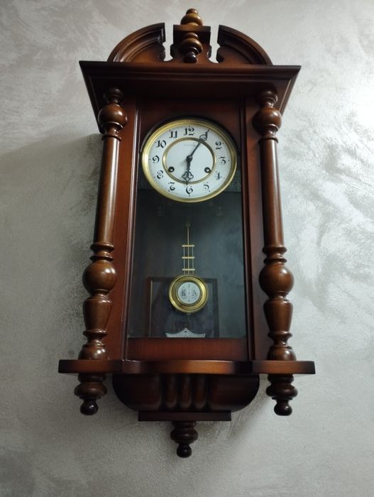 Ceas mecanic cu pendula