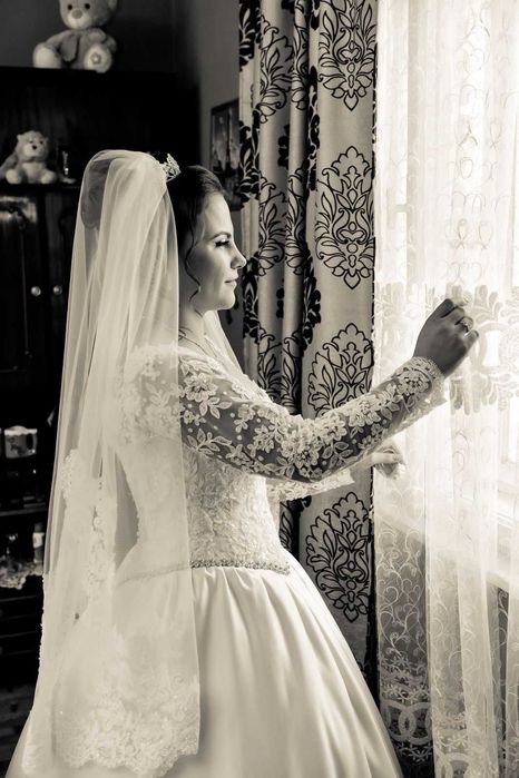 Vand rochita de mireasa