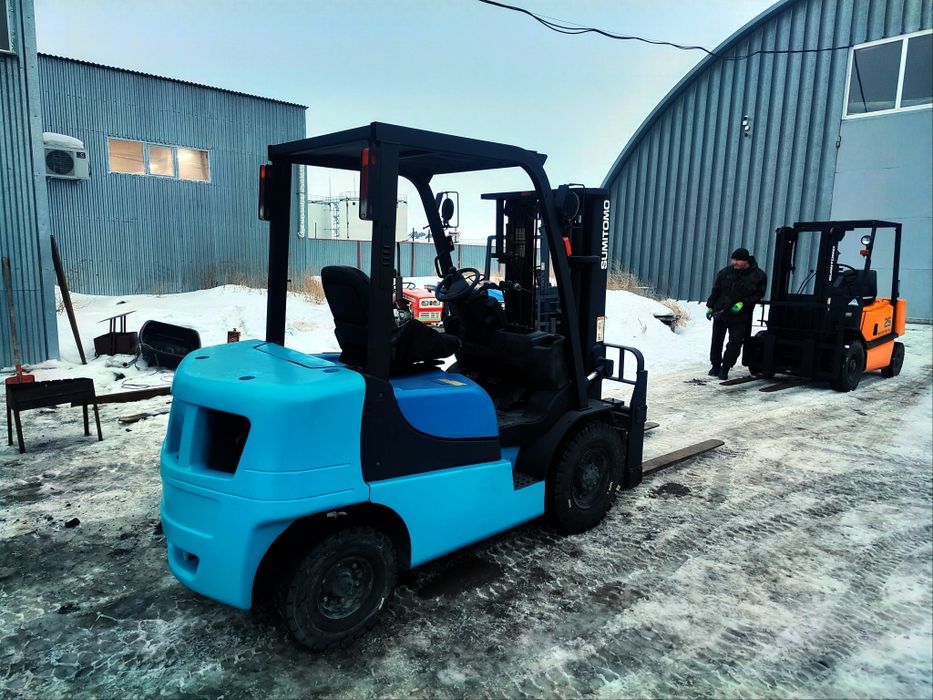 Продам вилочный погрузчик. Кара