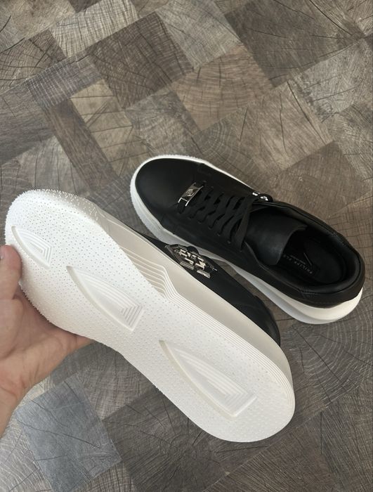 Philip plane godzila