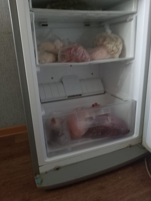 Продам холодильник