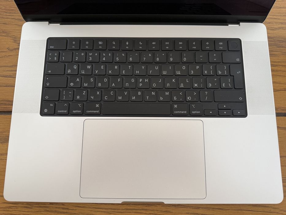 Macbook Pro M3 16 дюймов 18/512 Silver