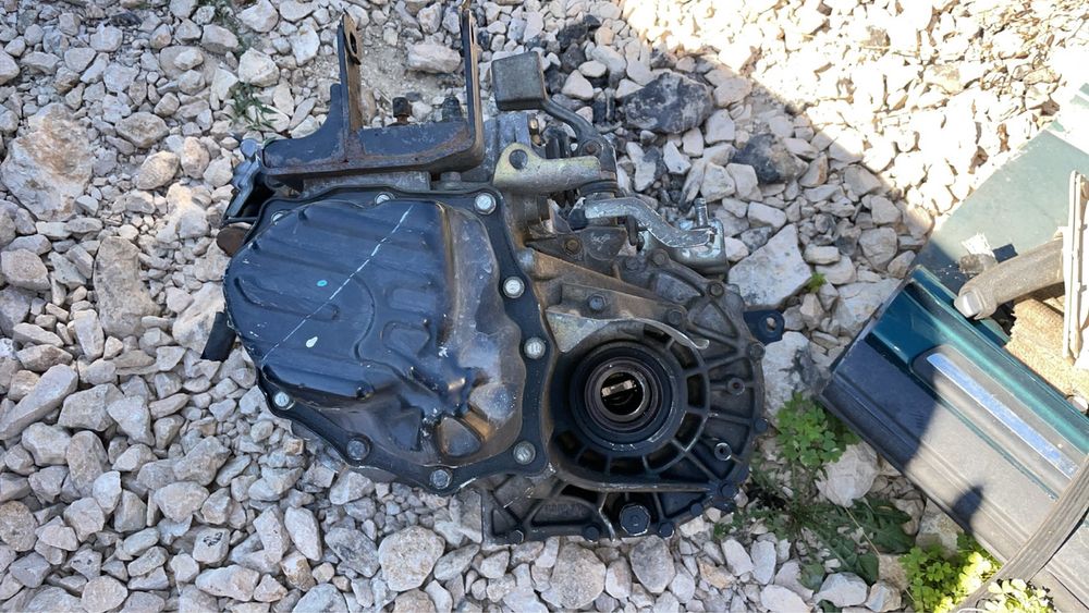 Скоростна Кутия/Toyota Corolla Verso 1/2.0/d4d/90к.с./