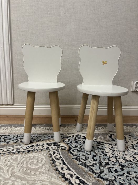 Продам стол и стулья