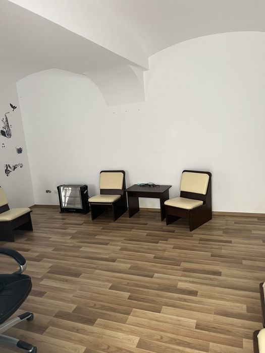 Birou / Spatiu de inchiriat Reghin Centru