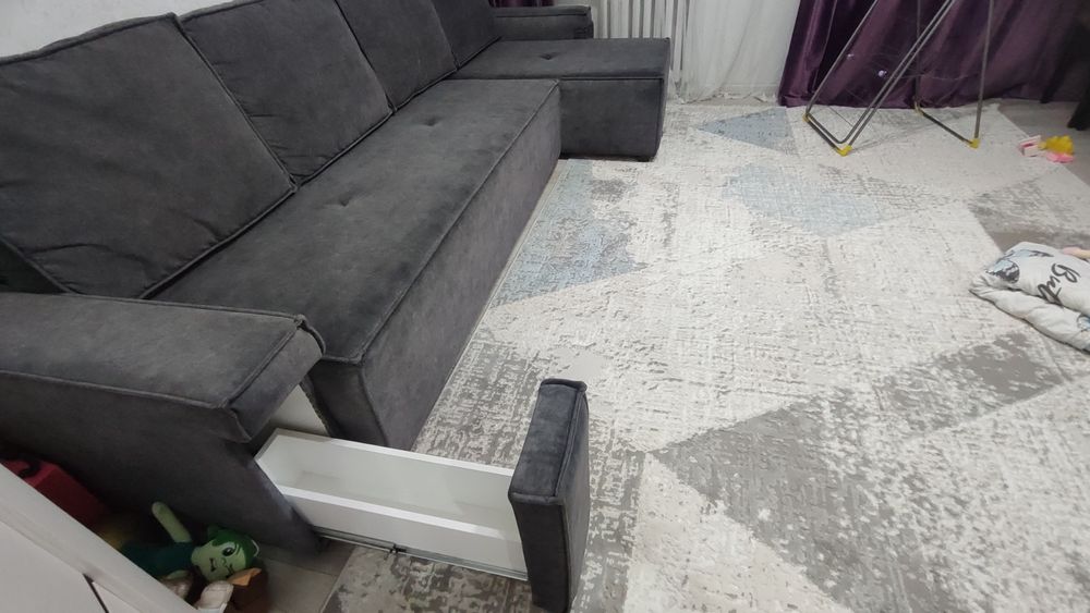 Продам угловой диван