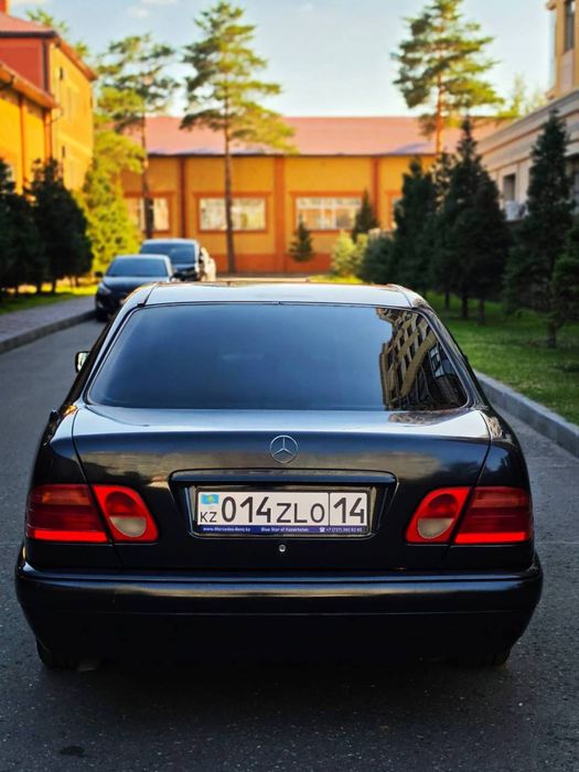 Продам мерседес w210