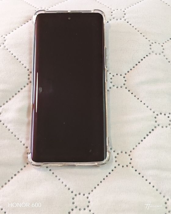 Продавам Huawei nova 9