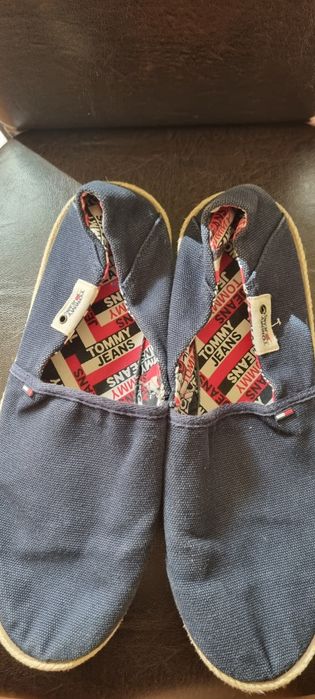 Vând espadrile Tommy Jeans