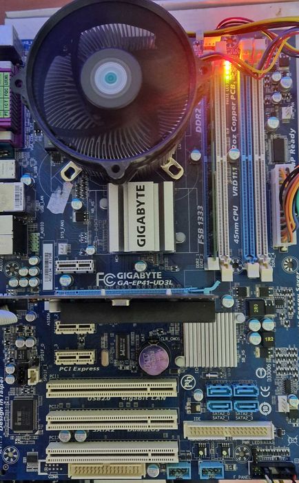 Placi de baza skt775 cu ddr2