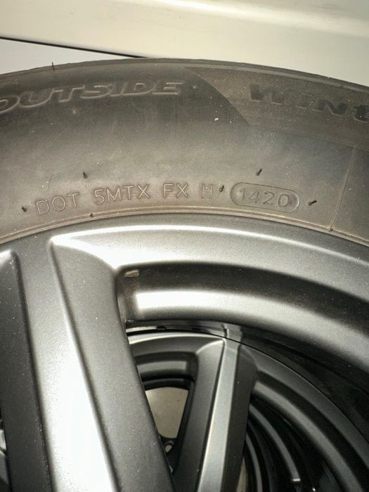 KIA Джанти с Гуми 16" 215/70/16