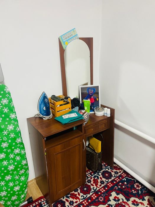 Продам спальный гарнитур