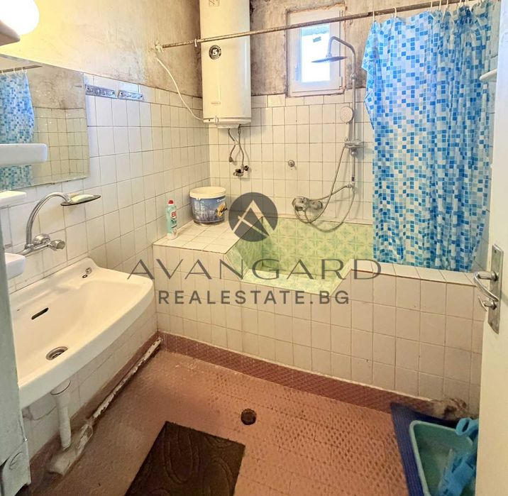 Продава се Тристаен апартамент в Пловдив, Кършияка - 86 кв.м за 1775 €/кв.м - Снимка #7