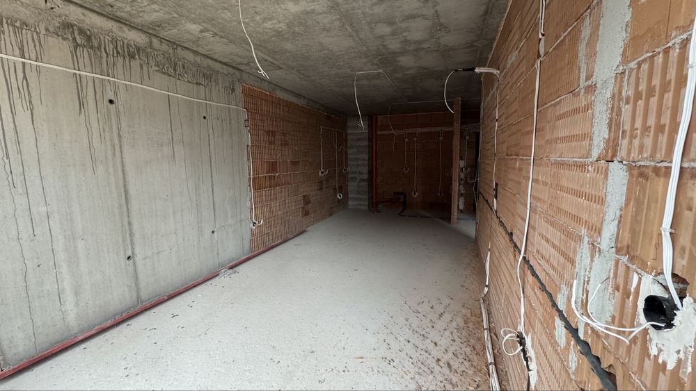 Продава се Тристаен апартамент в София, Люлин 9 - 100 кв.м за 873 €/кв.м - Снимка #1