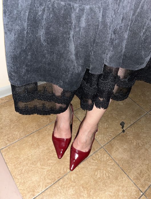 Yangi ayollar tuflisi, 39-razmer, bardoviy rangli, kelishtirib beraman