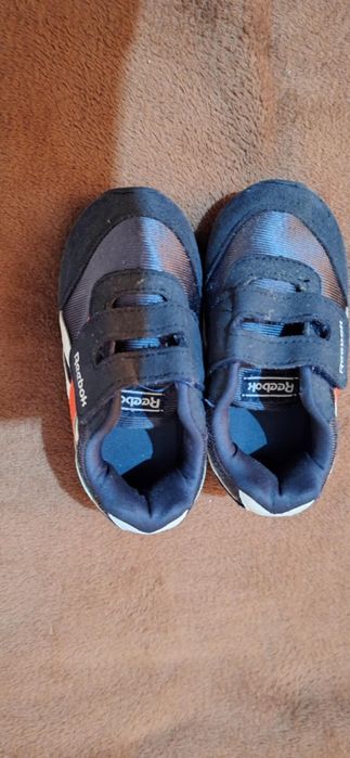 Adidasi marimea 20, 22 si 23