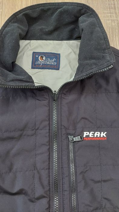 Яке / тънка вата Peak Performance