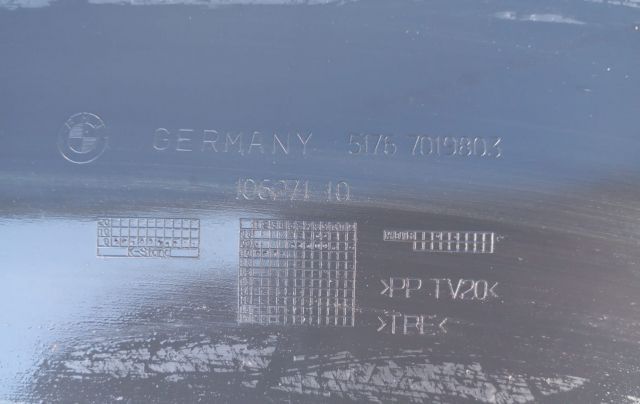 Ornamet sub capota stanga 7019803 BMW Seria 5 F10 [2009 - 2013]